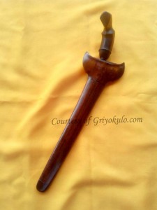 keris sapukala griyokulo