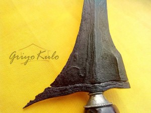 gandik keris jalak nguwoh