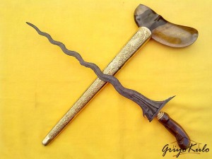 keris sengkelat pamor bonang sarenteng