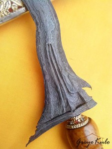 keris luk 11