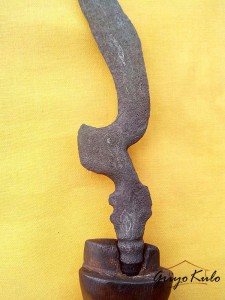 kujang-geni-atau-lanang