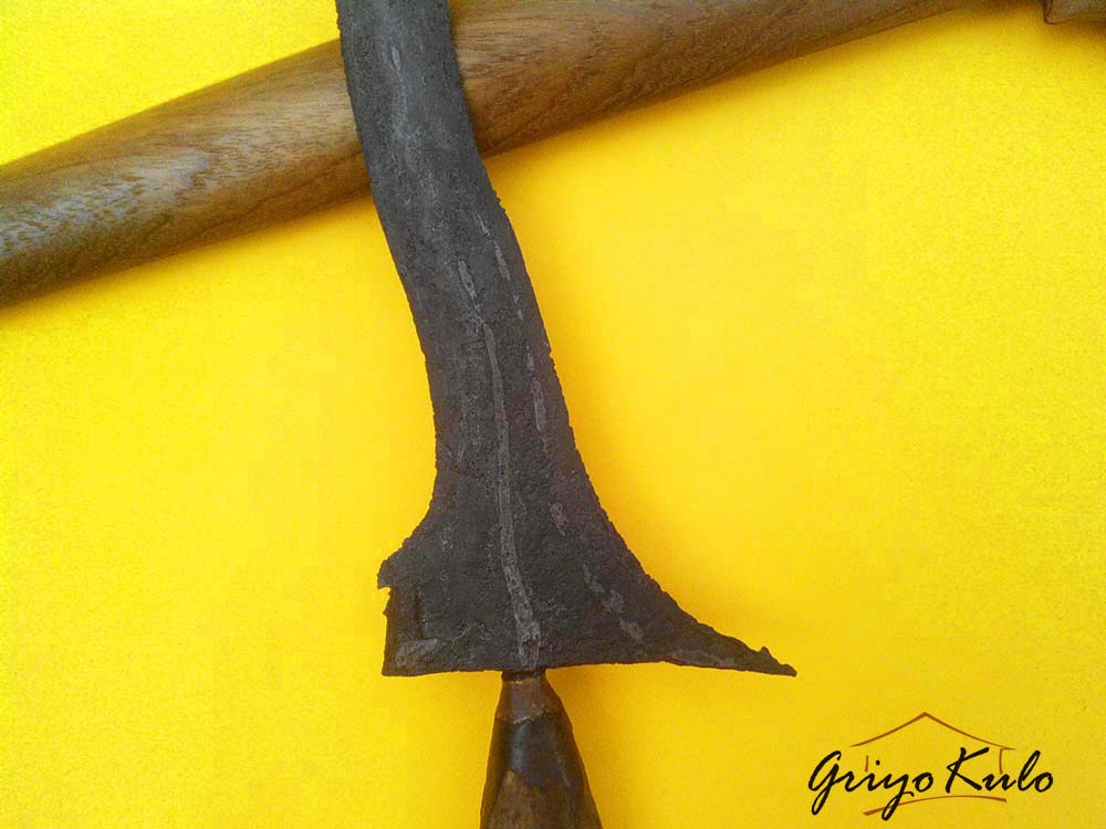 Obektlar bilan chuqur anal fisting